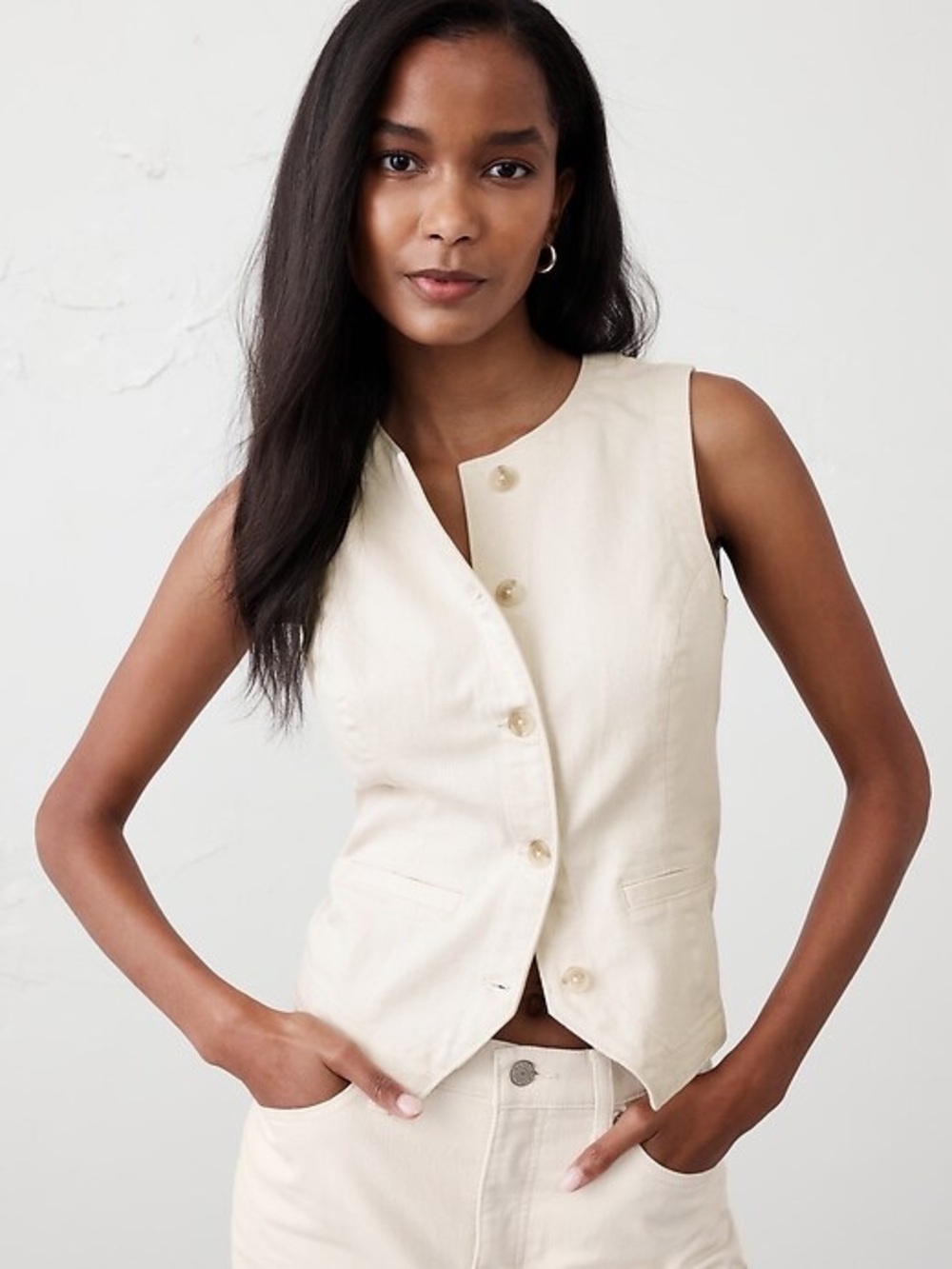 Banana Republic Denim Short Classic Vest in Ercu - XL Minimalist Quiet Luxury
